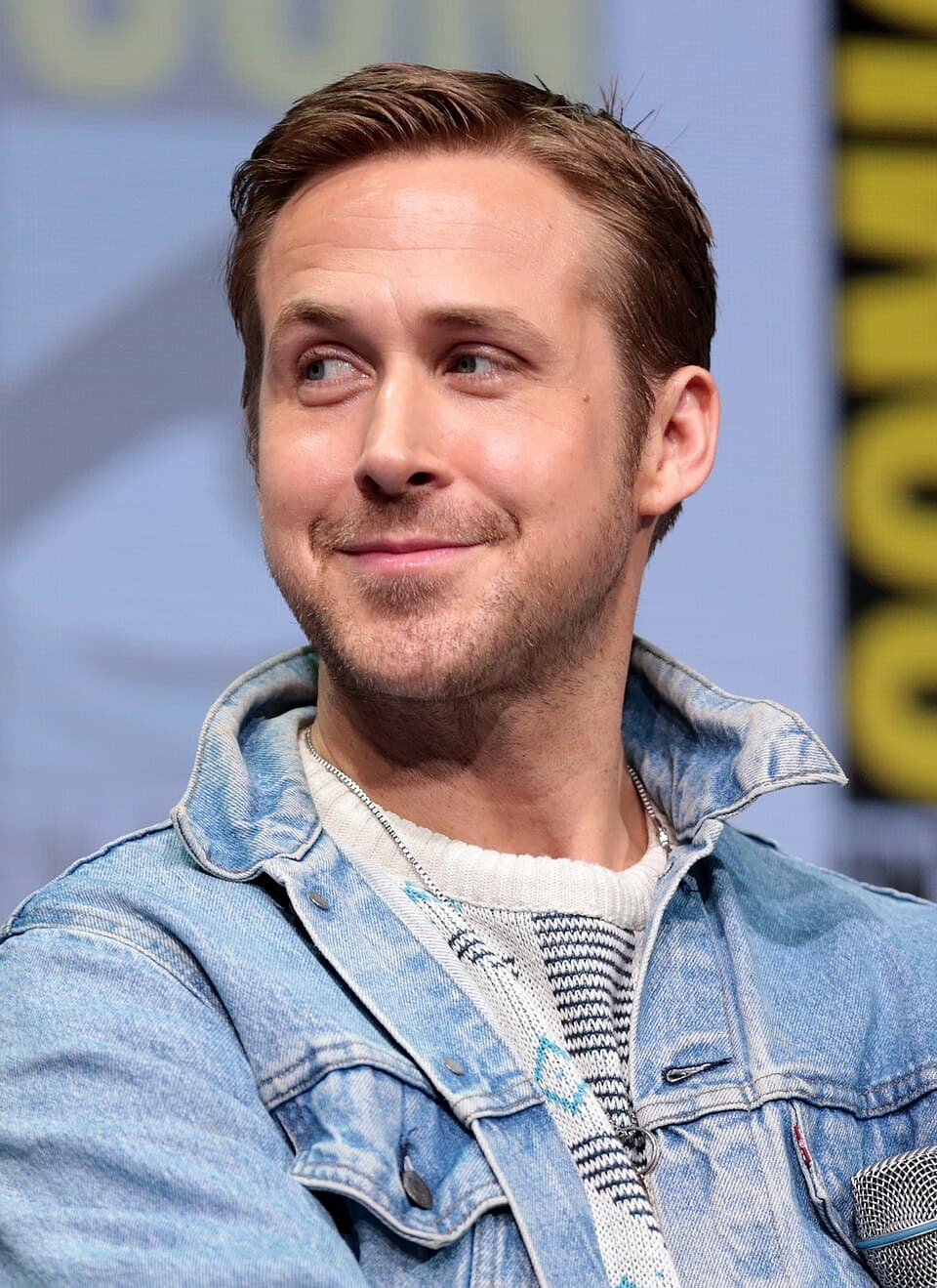 Ryan Gosling speaking at a public film convention